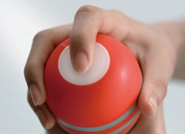 Tenga Air Flow Cup Regular Male Masturbator
