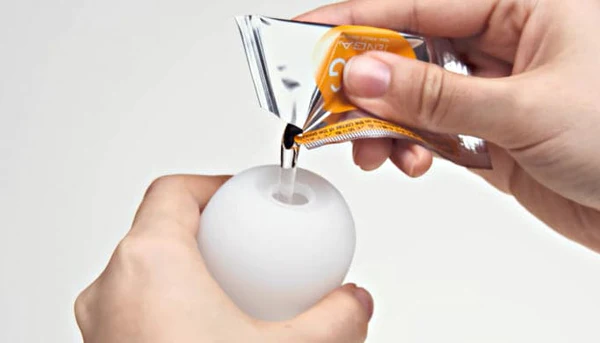 Tenga Egg Shiny Pride Male Masturbator