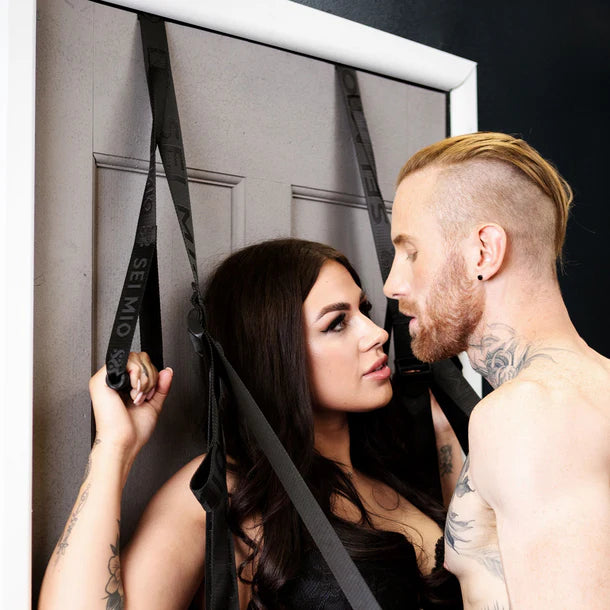 SEI MIO Behind Closed Doors Door Swing