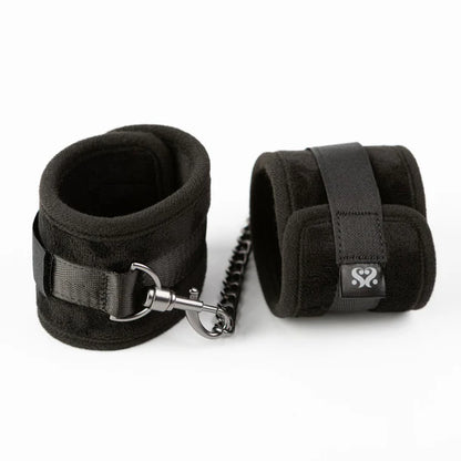 SEI MIO Legs Locked 2x Padded Ankle Restraints